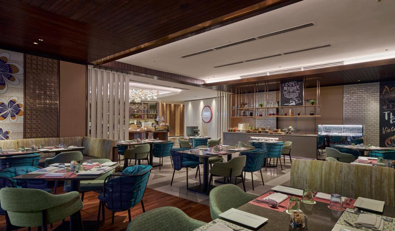 Amari Kuala Lumpur Otel Dış mekan fotoğraf The restaurant