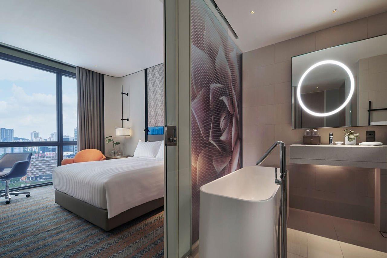 Amari Kuala Lumpur Otel Dış mekan fotoğraf Deluxe Room
